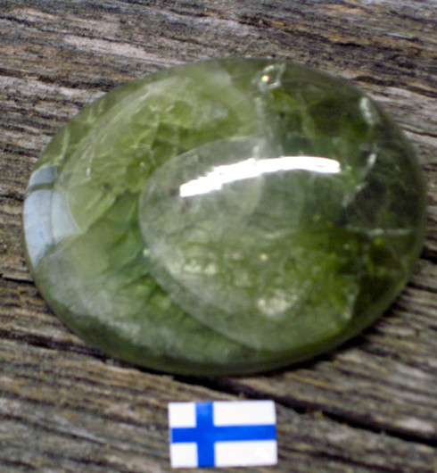 Rintakoru vihreä apatiitti 