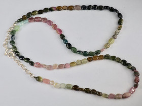 Helmet turmaliini, sirot moniväriset 42-44cm tur8