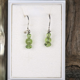 Korvakorut peridootti siro nro2