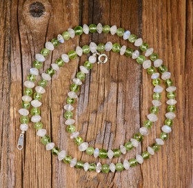 Helmet peridootti ja kuukivi 48cm Olive4