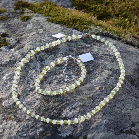 Helmet peridootti ja kuukivi 48cm Olive4