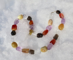 Helmet keltainen opaali savukvartsi ametisti vuorikide karneoli 55cm