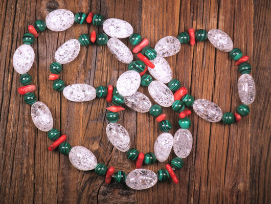 Helmet vuorikide ice, malakiitti, koralli, 72cm. JOULU1