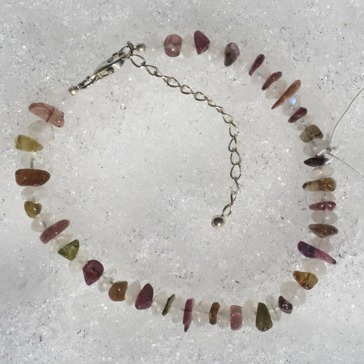 Rannekoru turmaliini monivärinen ja kuukivi 18-23cm TUR5