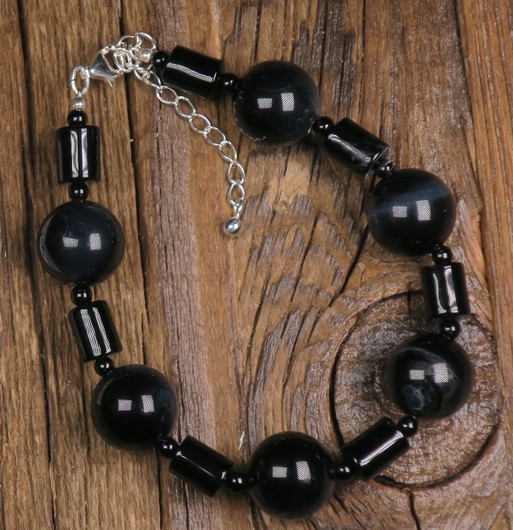 Rannekoru haukansilmä 12mm ja onyksit  Hawk1b