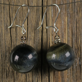 Korvakorut haukansilmä ja savukvartsi, zirkonikoristein FFX