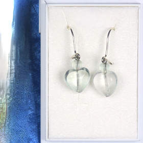 Korvakorut vaaleanvihreä fluoriittisydän SYD3