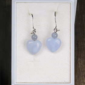 Korvakorut vaaleansininen kalsedonisydän 10mm