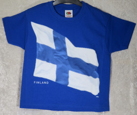 T-paita Suomen lippu liehuva, koko 104cm kids