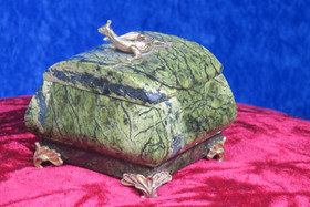 Jaloserpentiini kivirasia kannella nro2