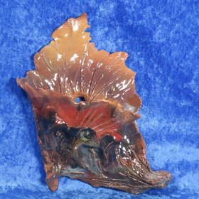 Seinämaljakko keramiikkaa, ruskan värinen, pieni