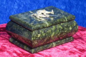 Rasia jaloserpentiini kivirasia kannella nro6