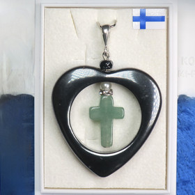 Riipus aventuriiniristi ja helmi hematiittisydämessä