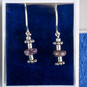 Korvakorut tsharoiitti sirot nro1  