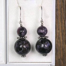 Korvakorut tsharoiitti 14mm, 8mm, hopeakoristein nro17 