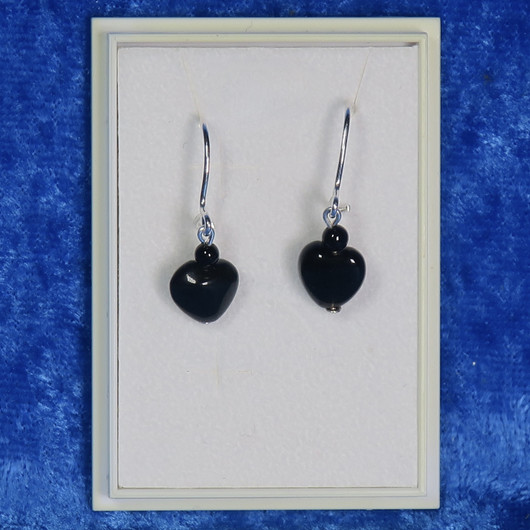 Korvakorut musta onyksisydän