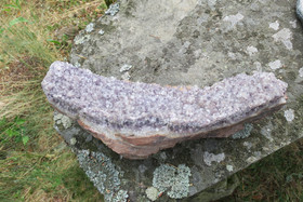 Ametisti kidesykerö 6,9kg pitkäkäinen