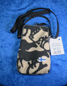 Käsilaukku porot, musta-beige pikkulaukku, Suomen lippu