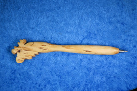 Kuivamustekynä hirvi, visakoivua