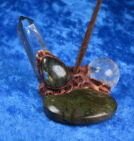 Suitsuketeline vuorikidepallo, vuorikidekärki, labradoriitti 54s38