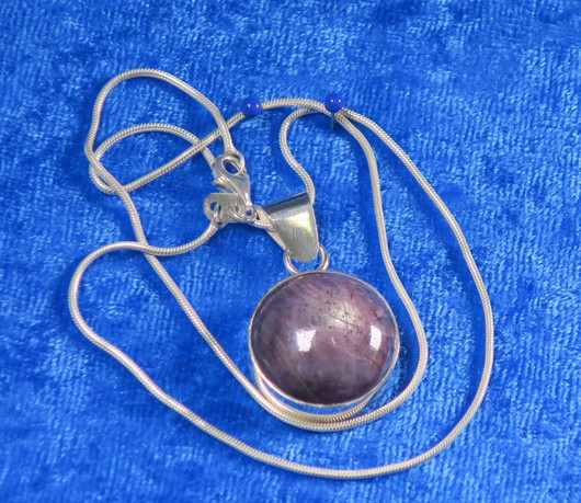 Hopeariipus tähtirubiini