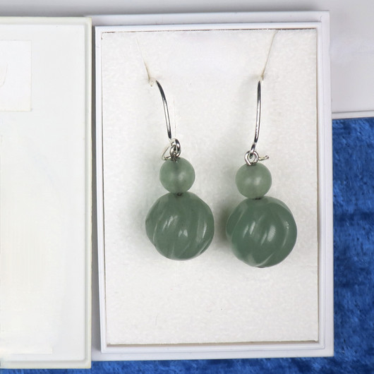 Korvakorut vihreä aventuriini kierrepallo 56kierre6