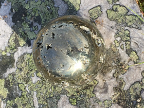 Pallo pyriitti 468g 57mm kivipallo