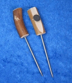 Magneetti pottupiikki poronsarvikahvalla