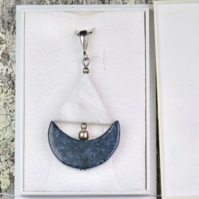 Riipus dumortieriittilaiva, magnesiittipurje. BOTSKI2