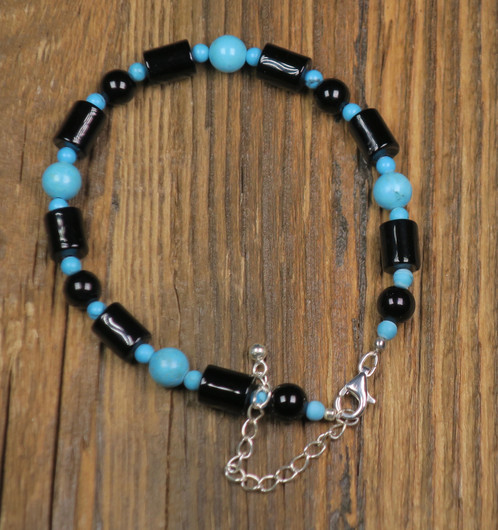 Rannekoru onyksi ja turkoosivärjätty magnesiitti 18-24cm onyx2