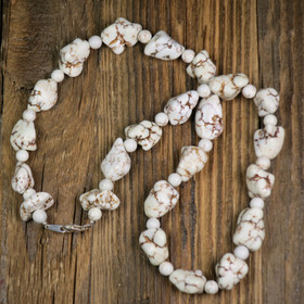 Helmet magnesiitti luonnonvaalea 46cm NUG1