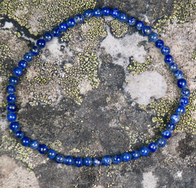 Rannekoru lapis latsuli 4mm 21cm