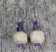 Korvakorut ametistit tummat viistehiotut ja poronsarvihelmi ALBMA 