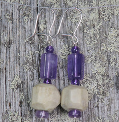 Korvakorut ametisti tumma ja poronsarvihelmi EDELE