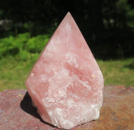 Ruusukvartsi kidekärki 441g, korkeus 8cm