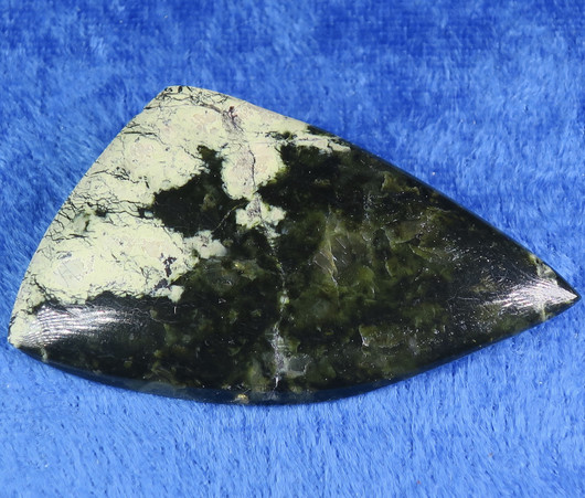 Rintakoru serpentiini vihreä kookas