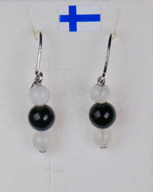 Korvakorut kuukivi ja onyksi