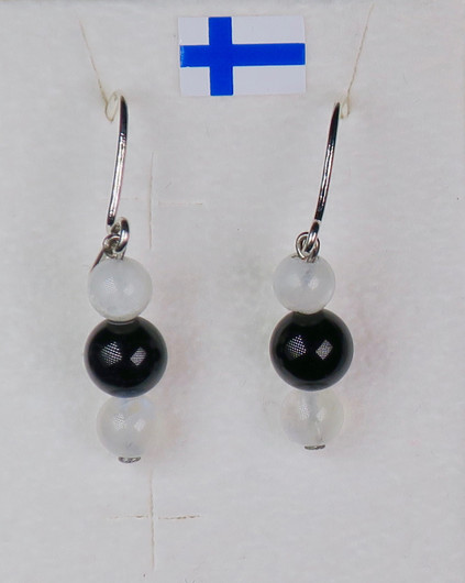 Korvakorut kuukivi ja onyksi