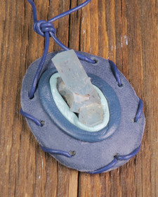 Riipus akvamariinikide, nahkasomisteinen sininen kaulakoru