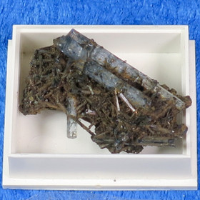 Akvamariini ja musta turmaliini kidesykerö 9g ak141