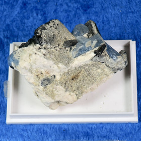 Akvamariini ja musta turmaliini kidesykerö 43g ak106