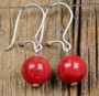 Korvakorut punainen kvartsiitti 8mm. Ruska1