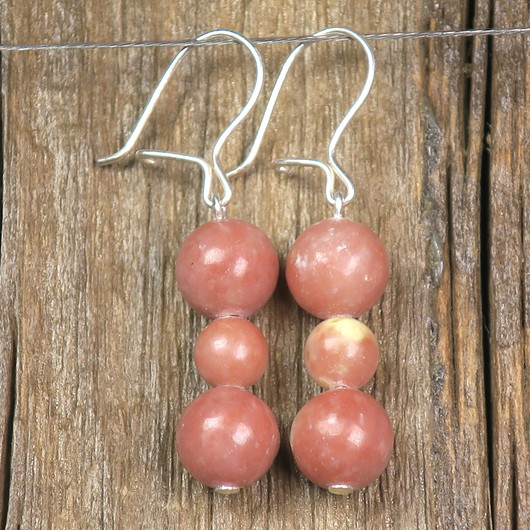 Korvakorut kalkkikivi Roosa1