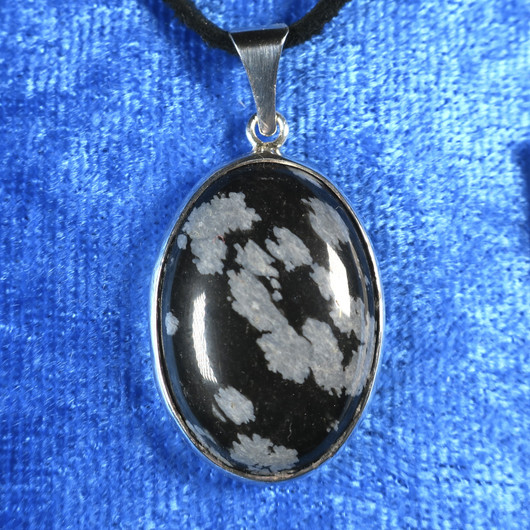 Riipus lumihiutaleobsidiaani 18x24mm LUM1