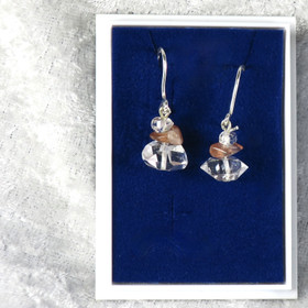 Korvakorut herkimer kaksikärkinen vuorikide 2x ja aurinkokivi