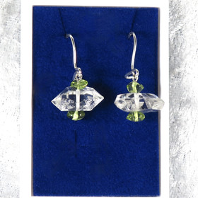 Korvakorut Herkimer iso kaksikärkinen vuorikide ja 2x peridootti