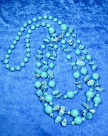 Helmet turkoosi 3-kertaiset pitkät helmet ilman lukkoa