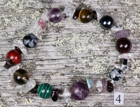 Rannekoru KAURIS - CAPRICORN, kauriin onnenkivikoru 14cm nro4