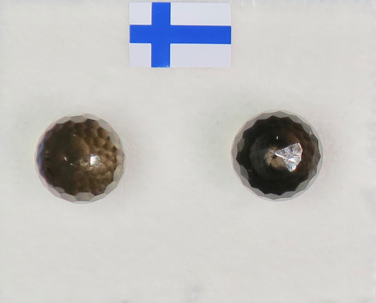 Nappikorvakorut savukvartsi 8mm viistehiottu