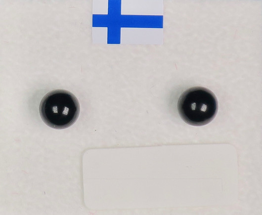 Nappikorvakorut koralli musta 5mm